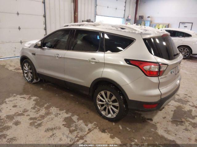 Ford Escape Titanium Image 3