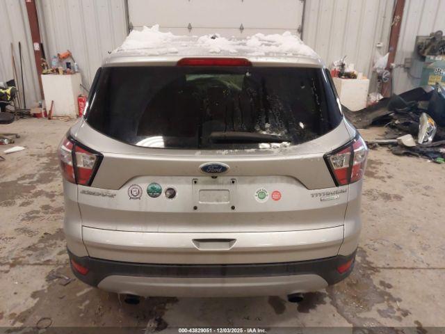 Ford Escape Titanium Image 15