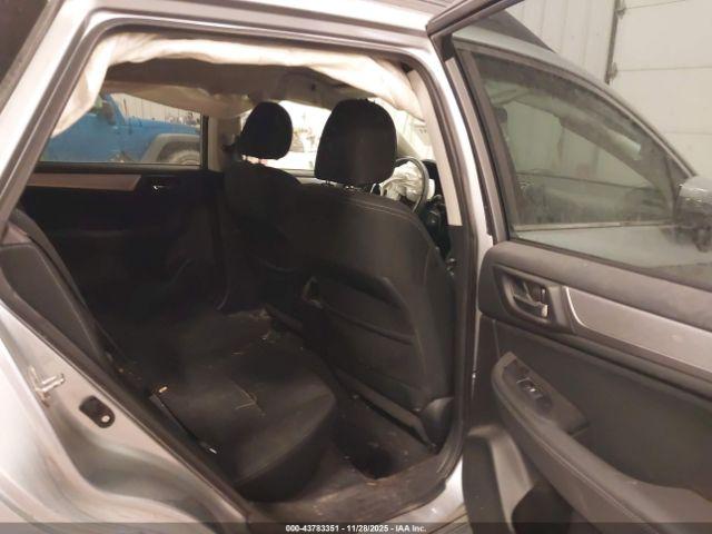 Subaru Outback 2.5i Premium Image 5