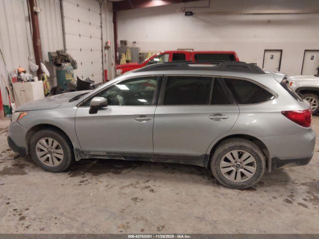 Subaru Outback 2.5i Premium Image 14