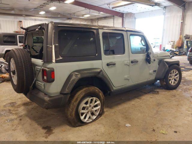 Jeep Wrangler 4-door Sport S 4x4 Image 3