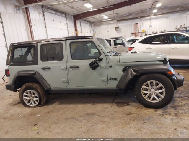 Jeep Wrangler 4-door Sport S 4x4 Image 8