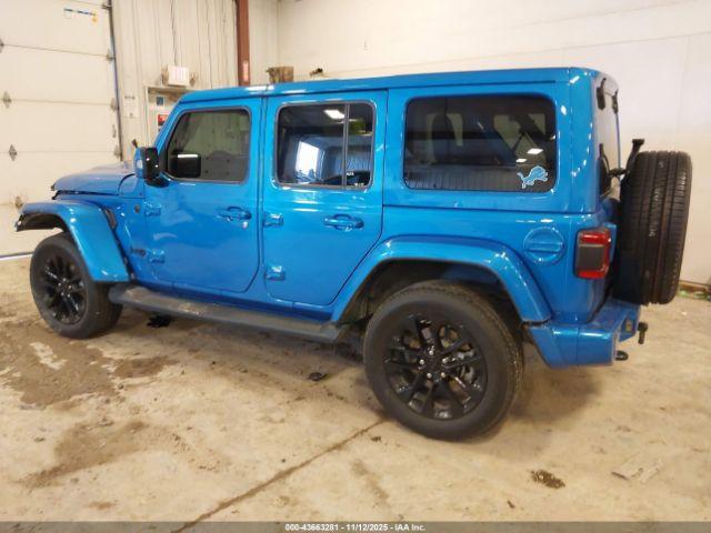 Jeep Wrangler 4-door High Altitude 4x4 Image 3
