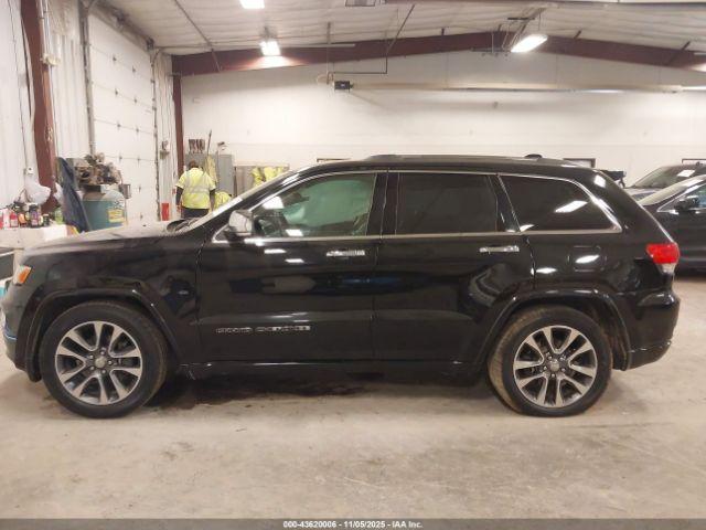 Jeep Grand Cherokee Overland 4x4 Image 2