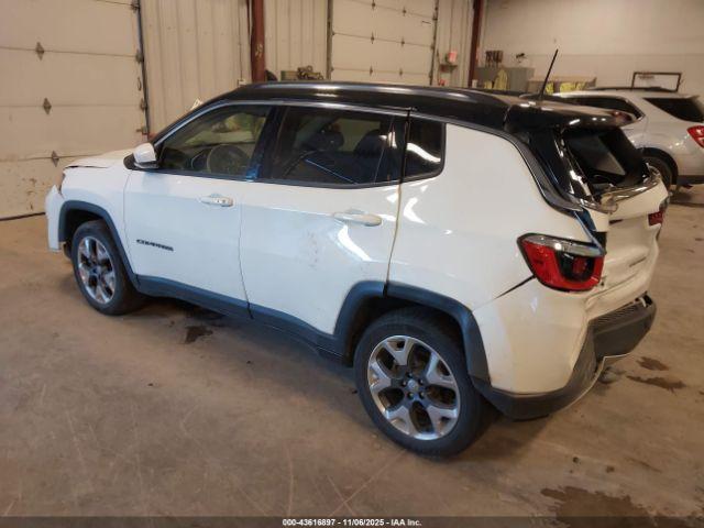 Jeep Compass Limited 4x4 Image 2