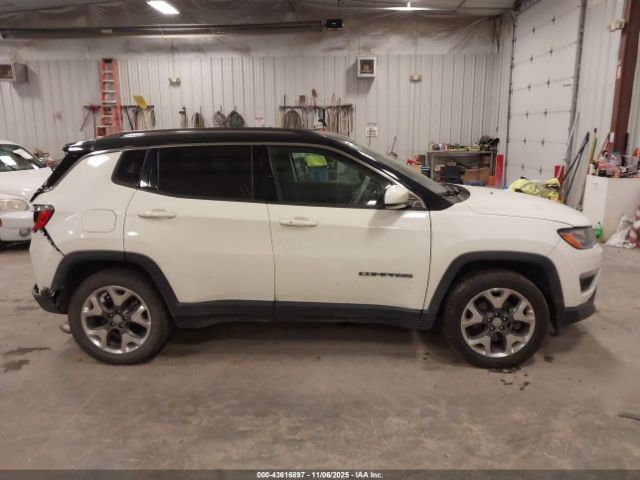 Jeep Compass Limited 4x4 Image 10