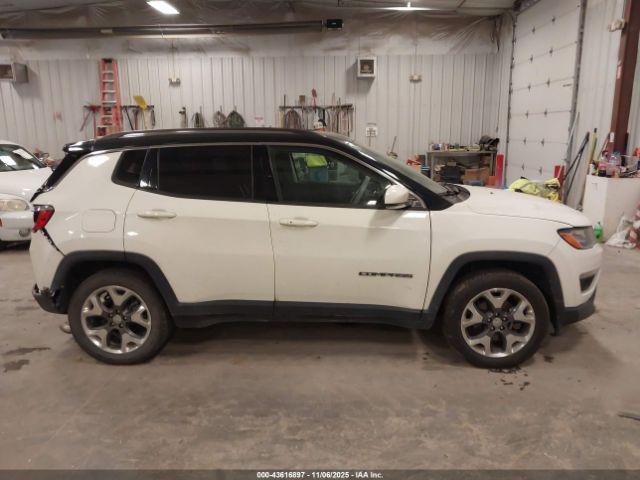Jeep Compass Limited 4x4 Image 10