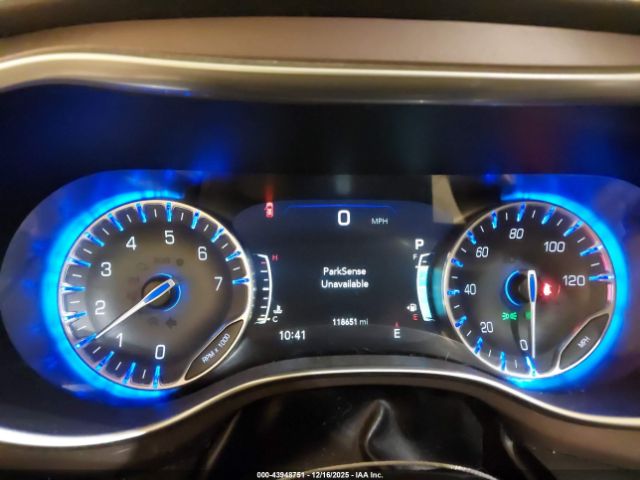 Chrysler Pacifica Touring-l Plus Image 9