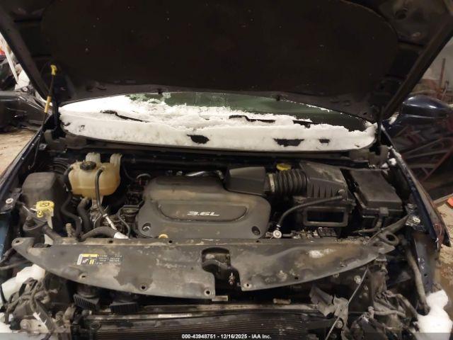 Chrysler Pacifica Touring-l Plus Image 11