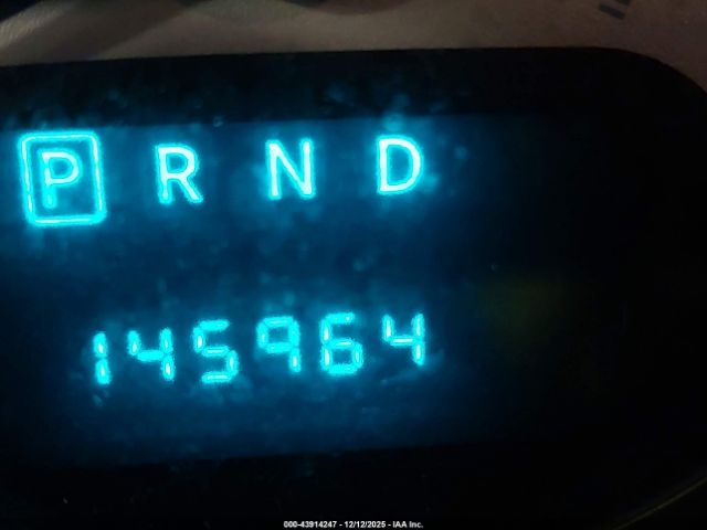 Chrysler Town & Country New Lx Image 5