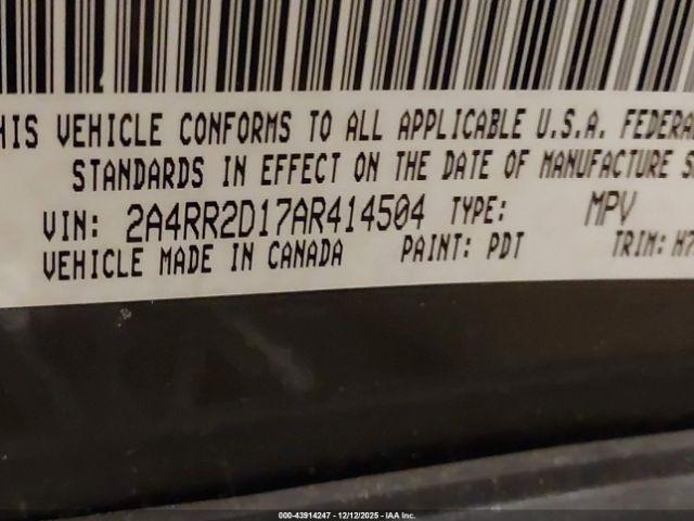 Chrysler Town & Country New Lx Image 2