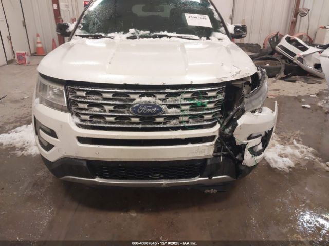 Ford Explorer Xlt Image 7