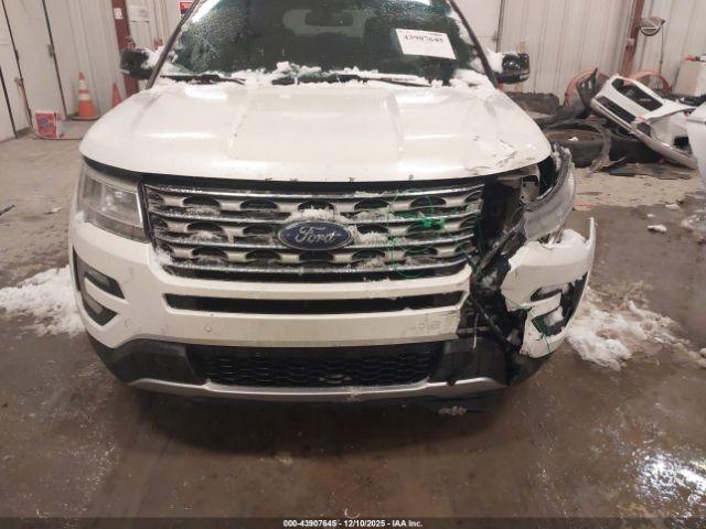 Ford Explorer Xlt Image 7