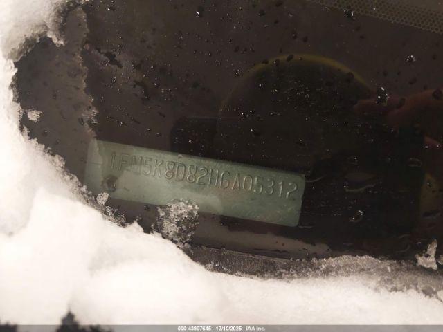 Ford Explorer Xlt Image 8