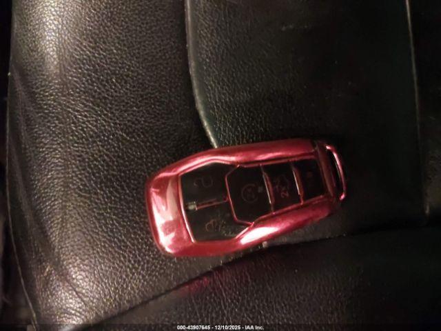 Ford Explorer Xlt Image 13