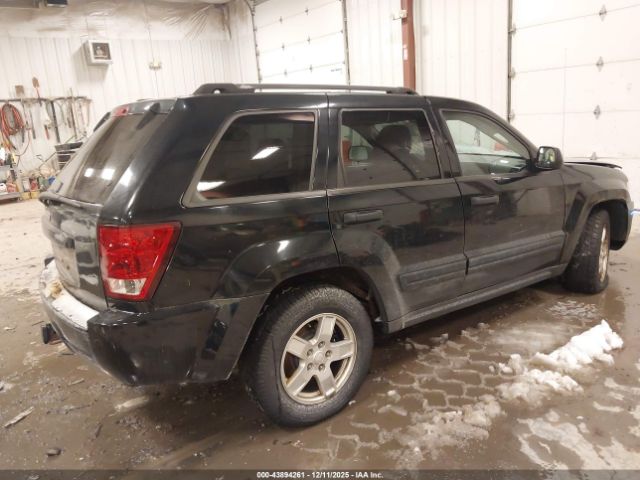 Jeep Grand Cherokee Laredo Image 11