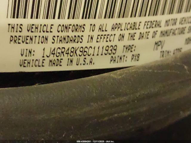 Jeep Grand Cherokee Laredo Image 8