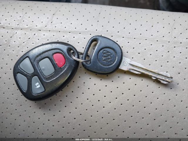 Buick Lucerne Cxs Image 8