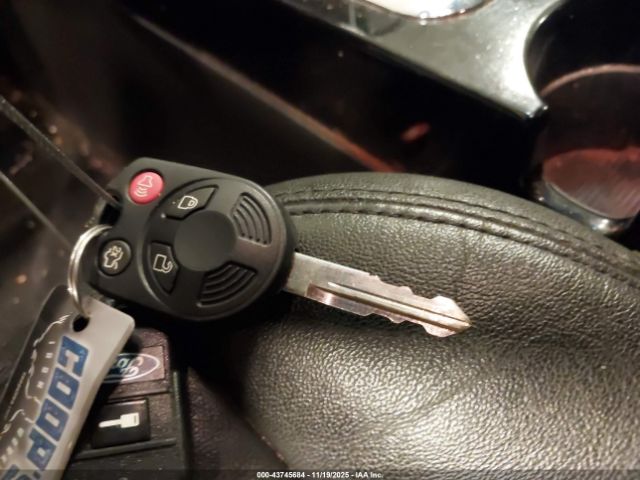 Ford Escape Limited Image 8