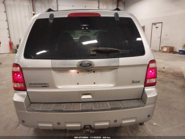 Ford Escape Limited Image 14