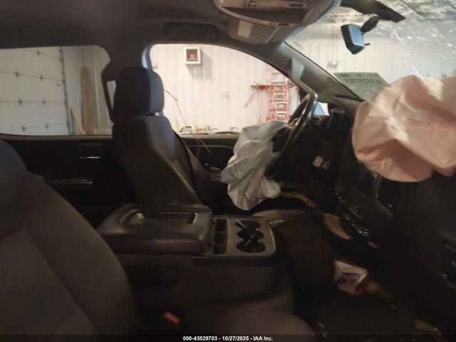 Chevrolet Silverado 2500 Lt Image 16