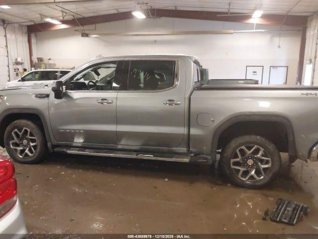 GMC Sierra 1500 4wd  Short Box Slt Image 15
