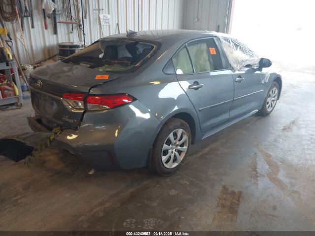 Toyota Corolla Hybrid Le Image 2