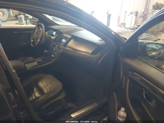 Ford Taurus Sho Image 4