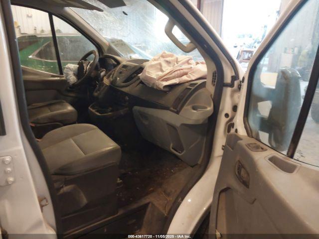 Ford Transit Image 2