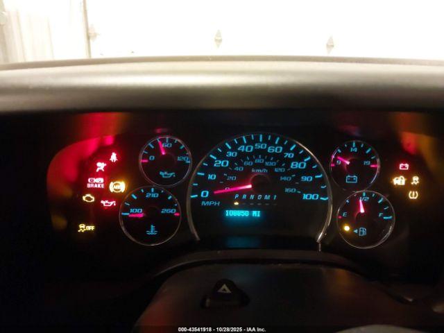 GMC Savana Rwd 2500 Regular Wheelbase Work Van Image 10