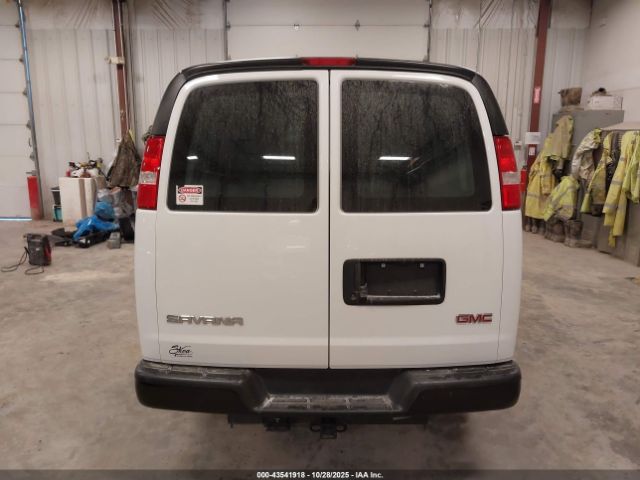 GMC Savana Rwd 2500 Regular Wheelbase Work Van Image 13