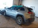 Jeep Cherokee Sport 4x4 Image 2
