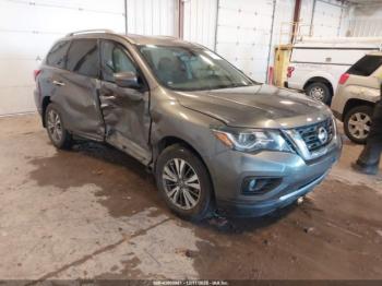  Salvage Nissan Pathfinder
