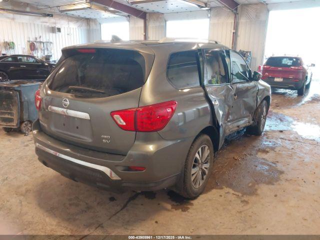 Nissan Pathfinder Sv 4wd Image 5