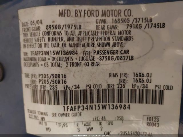 Ford Focus Zx4 Image 11