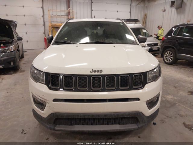 Jeep Compass 80th Anniversary 4x4 Image 7
