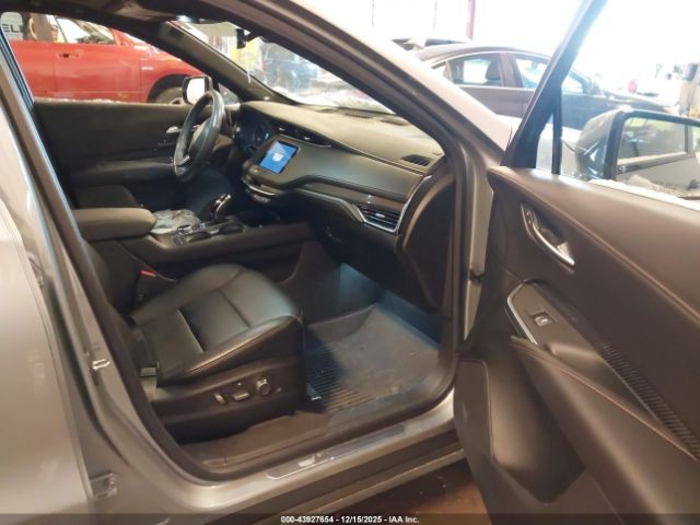 Cadillac XT4 Awd Sport Image 4