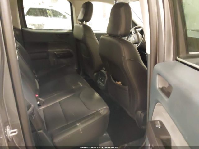 Ford Maverick Lariat Image 13