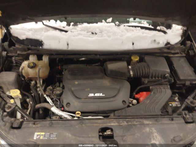 Chrysler Pacifica Touring-l Plus Image 12