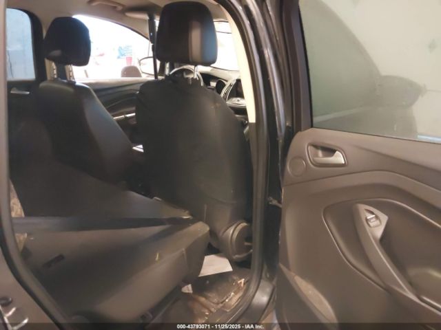 Ford Escape Se Image 6