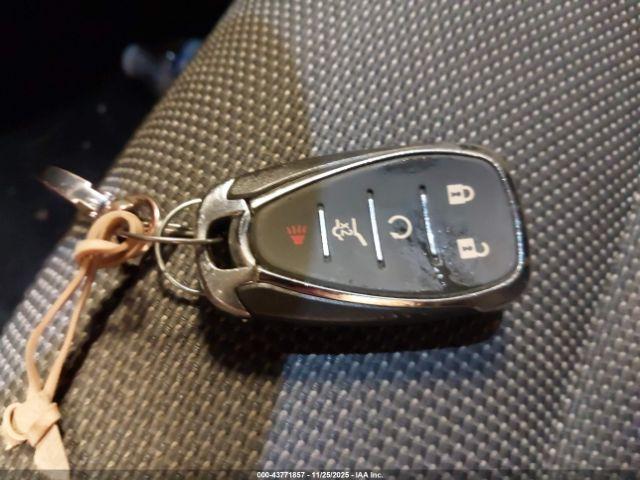 Chevrolet Traverse Fwd Lt Cloth Image 11