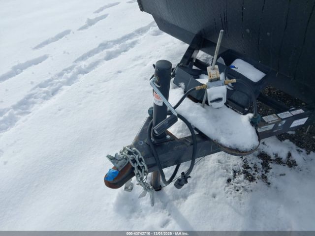 Forest River Wolf Pup Image 10