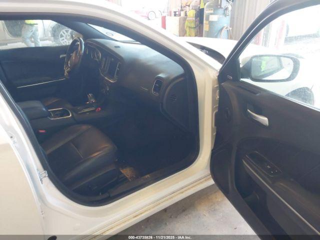 Dodge Charger Gt Awd Image 4