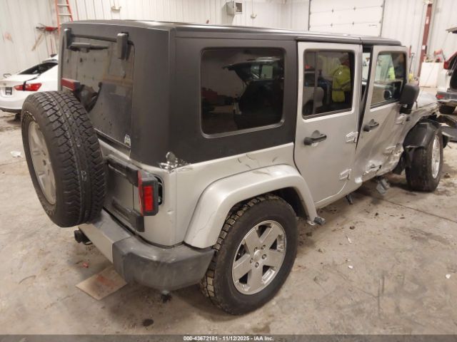 Jeep Wrangler Sahara Image 8