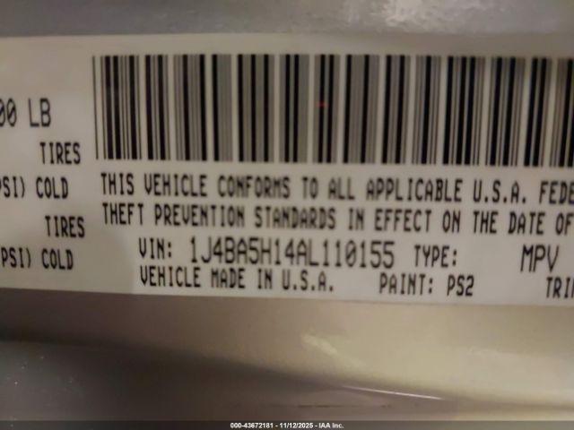 Jeep Wrangler Sahara Image 9