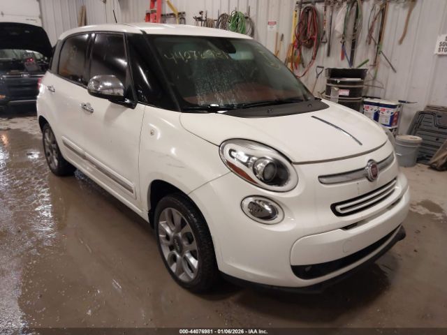 FIAT 500L Lounge Image 1