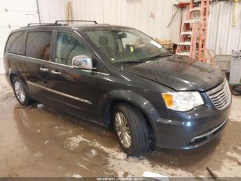  Salvage Chrysler Town & Country