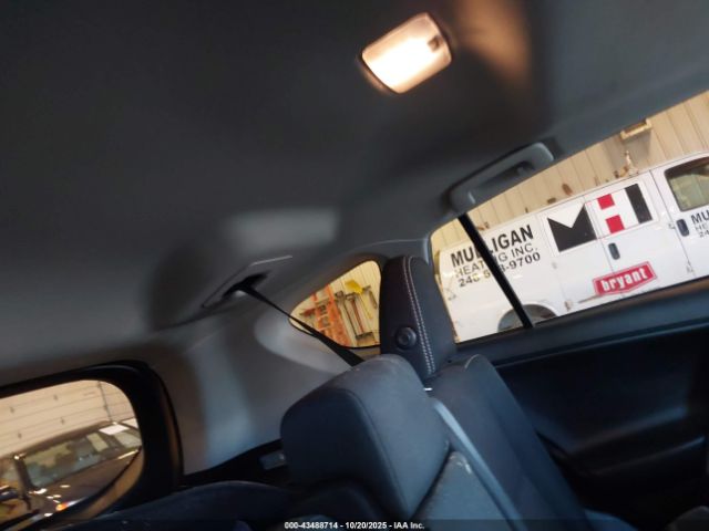 Toyota RAV4 Xle Image 15