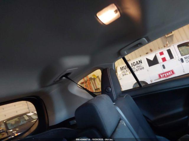 Toyota RAV4 Xle Image 15