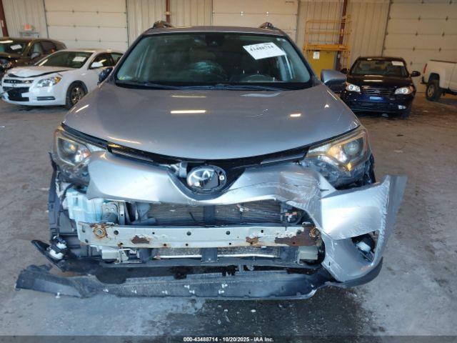 Toyota RAV4 Xle Image 12